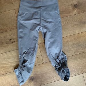 Lululemon grey leggings